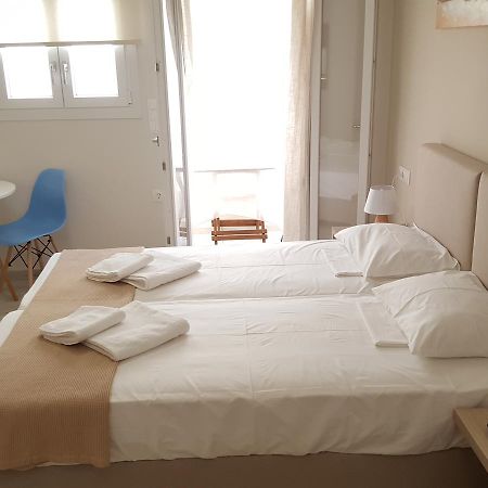 Minimalistic Studio Apartments Iraklio Eksteriør bilde