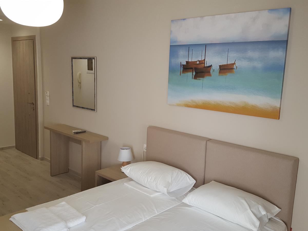 Minimalistic Studio Apartments Iraklio Eksteriør bilde