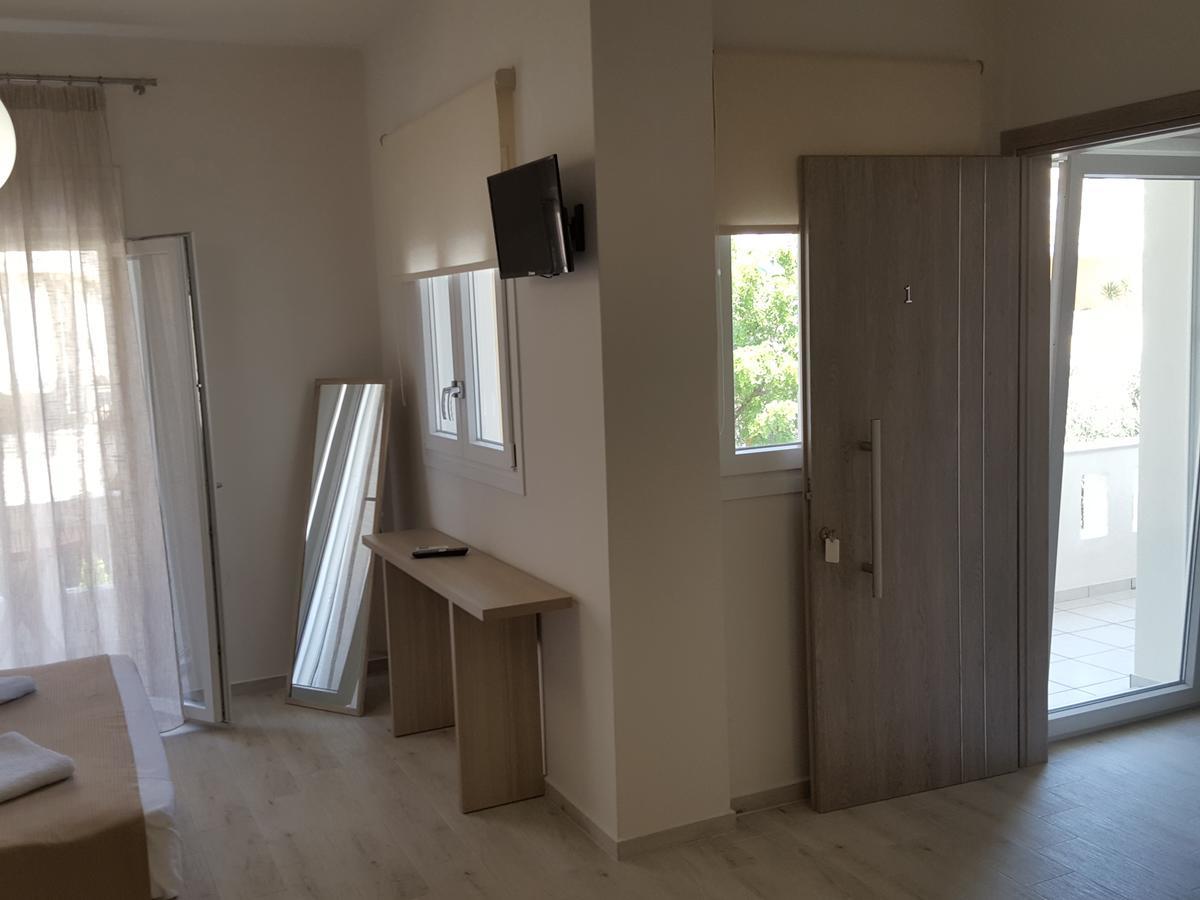 Minimalistic Studio Apartments Iraklio Eksteriør bilde