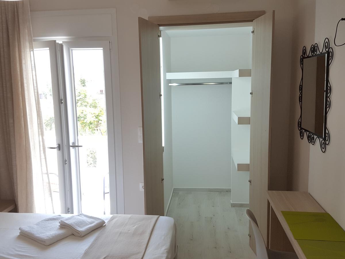 Minimalistic Studio Apartments Iraklio Eksteriør bilde
